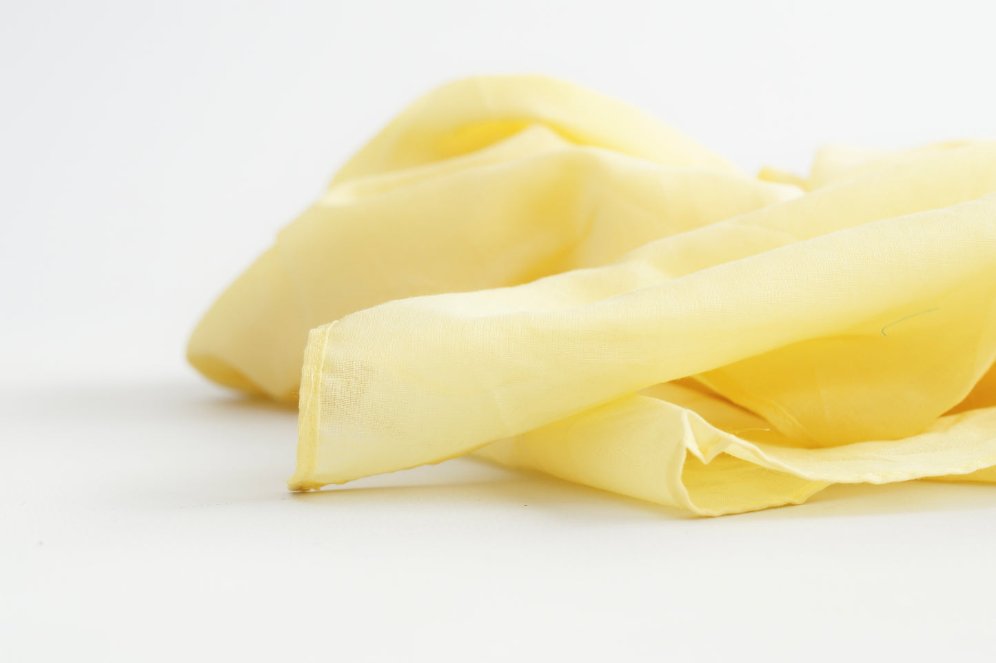 Play Cloth Light yellow 90 x 90 cm