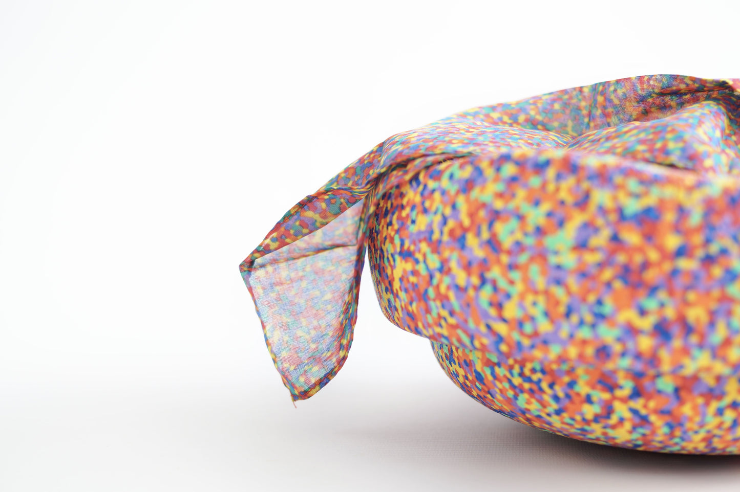 Play Cloth - Confetti Rainbow 90 x 90 cm