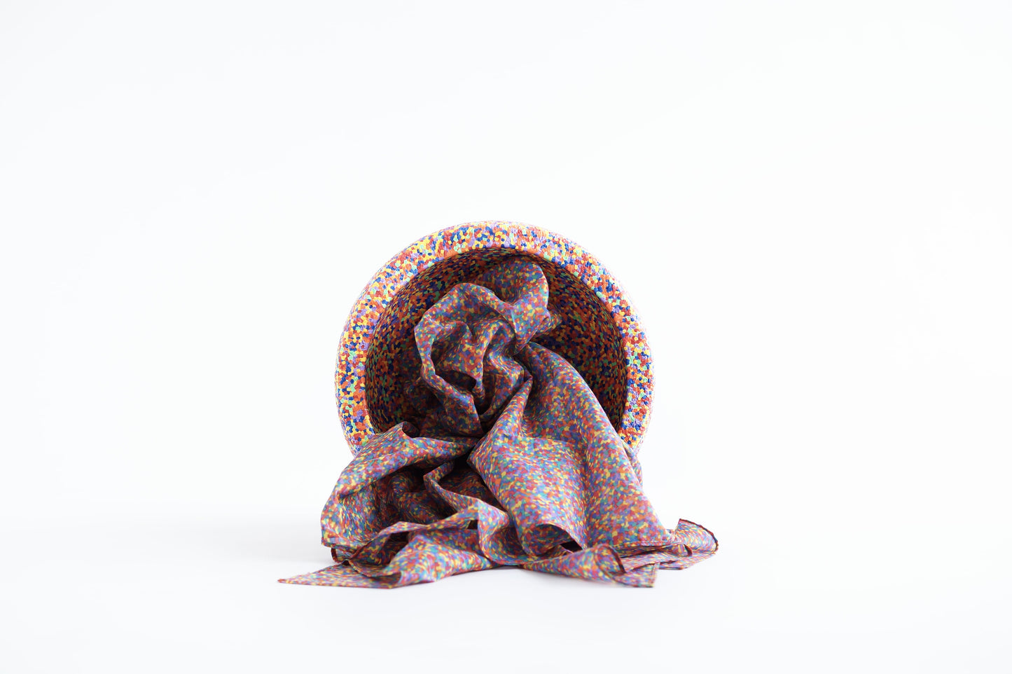 Play Cloth - Confetti Rainbow 90 x 90 cm